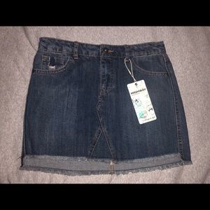denim skirt
